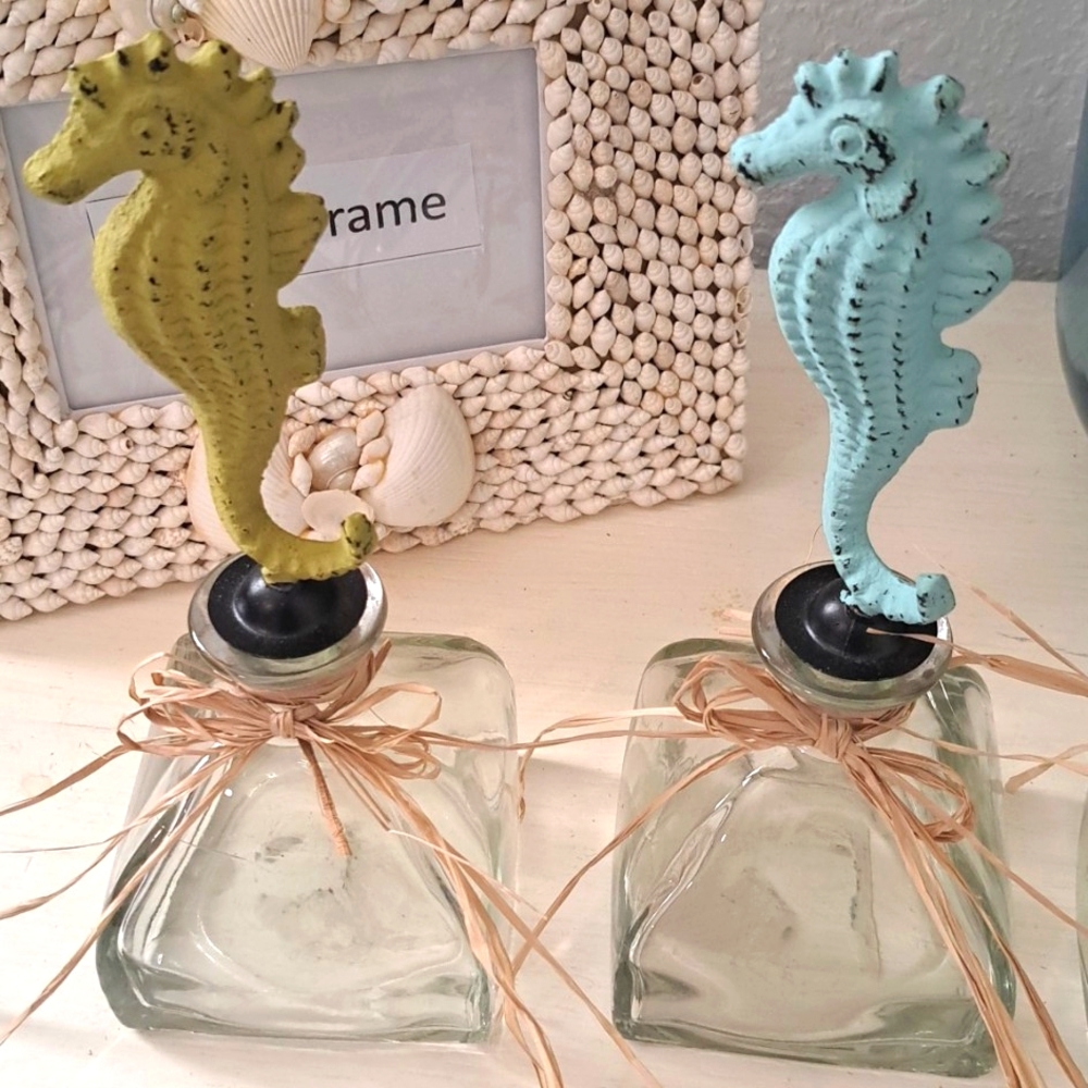 Seahorse Glass Bottles Trio - Picture 5 of 8